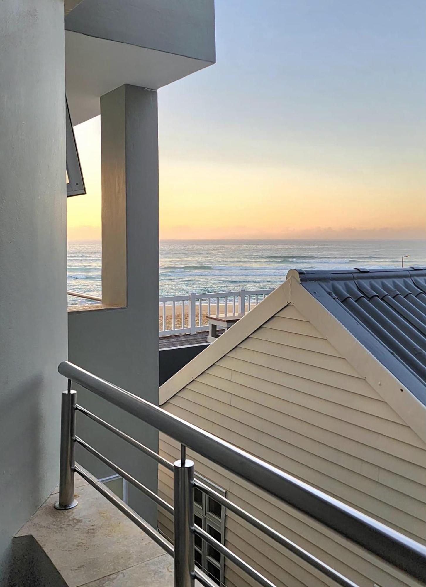 Waves Of Grace Seafront Villa Herolds Bay Extérieur photo